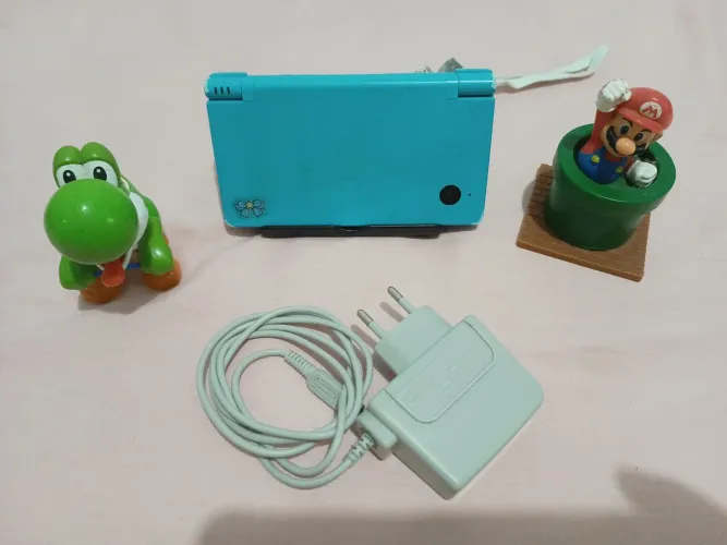 Nintendo dsi azul