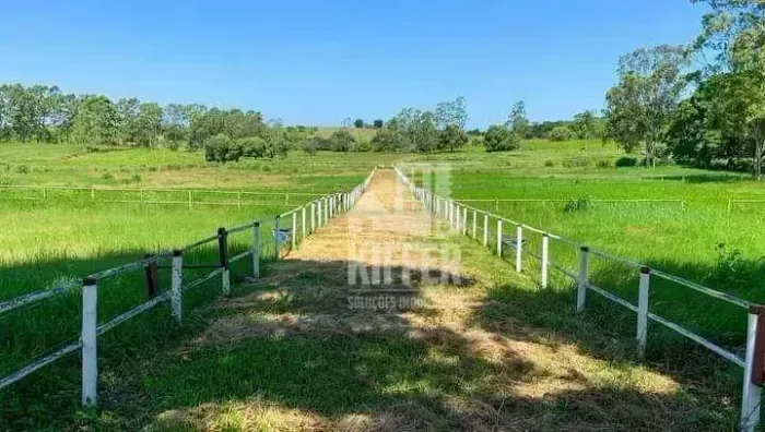 Fazenda com 5 dormitórios à venda, 968000 m² por R$ 4.300.000,00 - Reginópolis - Silva Jar