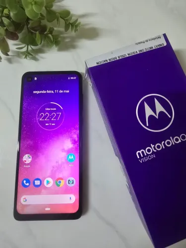 Motorola one vision 