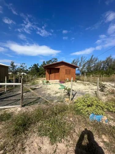 CASA NOVA DE MADEIRA A VENDA PRONTA PARA MORAR BALNEARIO ARROIO DO SILVA SC 