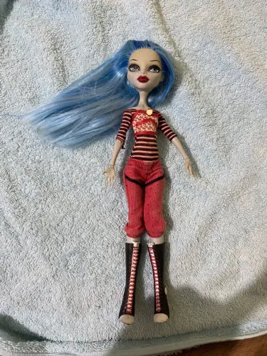 monster high ghoulia w1 (troca)
