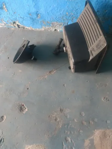Tanque e lavatório cor preta completo só instalar em perfeita condições s/ detalhe.