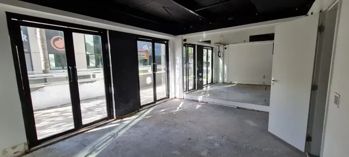 Centro comercial para aluguel com 113 metros quadrados em Barra da Tijuca - Rio de Janeiro
