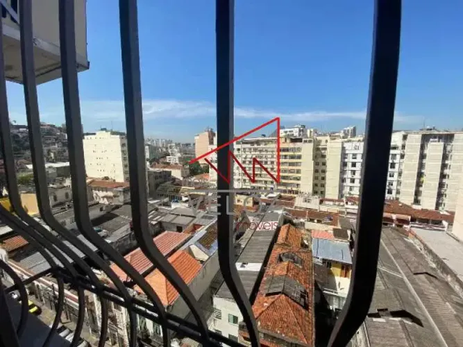 Apartamento : / Residencial / Catete