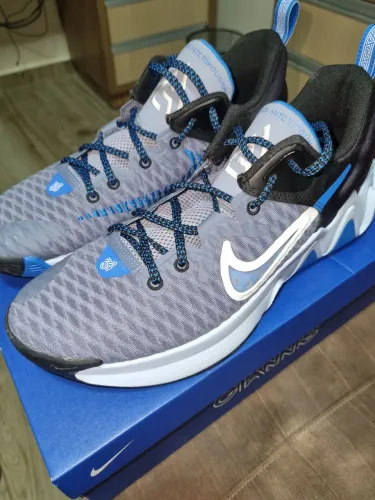 Tênis Nike Giannis Immortality - Tam. 42