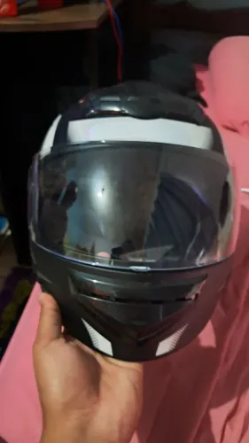 Capacete novo