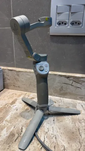 Estabilizador Gimbal OM4 OSMO MOBILE 4