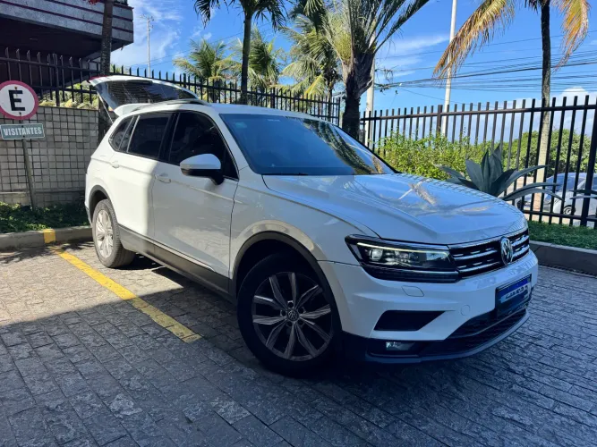 Volkswagen Tiguan Allspac Comf 250 TSI 1.4 Flex 2018