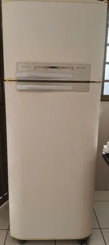 Geladeira Electrolux 411L
