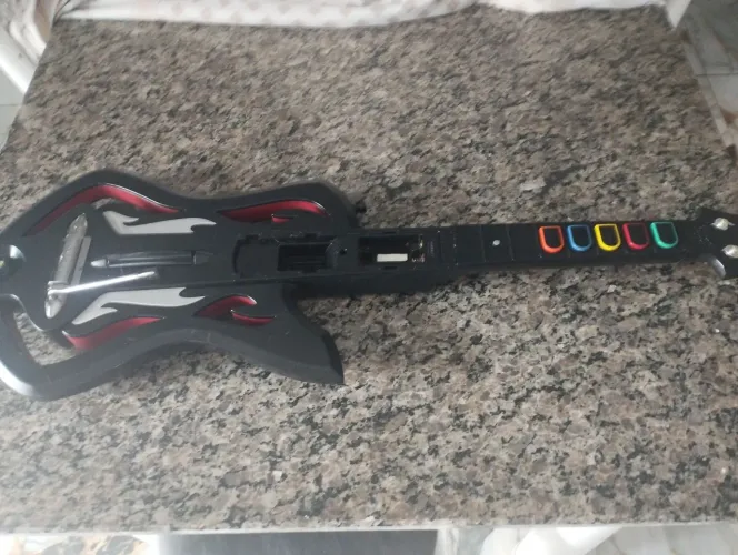 GUITARRA DO GUITA HERO XBOX