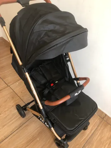 Carrinho de passeio bebê NIVI