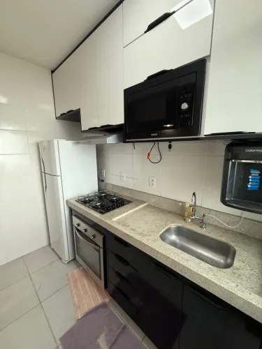 ALUGO APARTAMENTO NO CONDOMÍNIO CHAPADA DAS ROSAS MOBILIADO