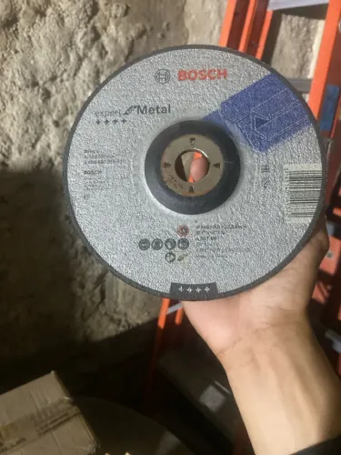 Disco de Desbaste Bosch Expert/PRO for Metal de 7 polegadas (180 mm x 6,0 mm x 22,23 mm).