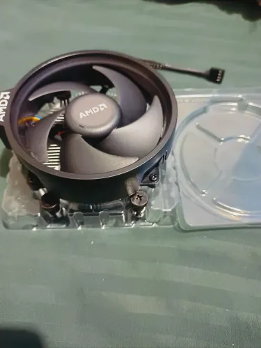 Cooler AMD