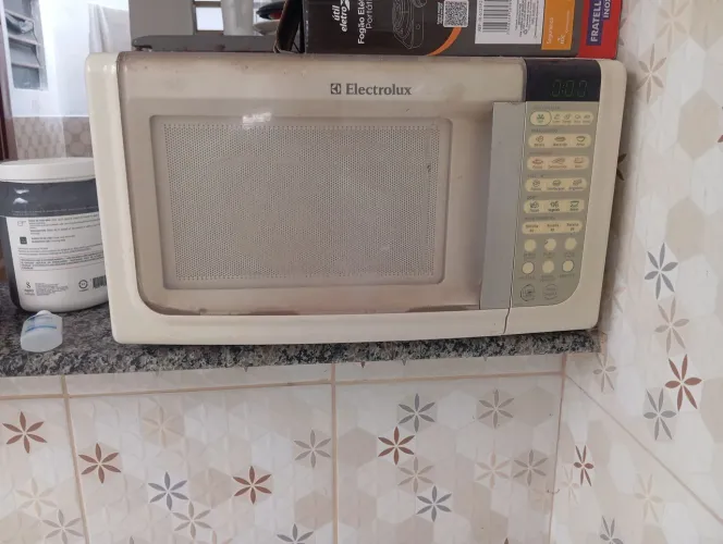 Microondas Electrolux 31 Litros
