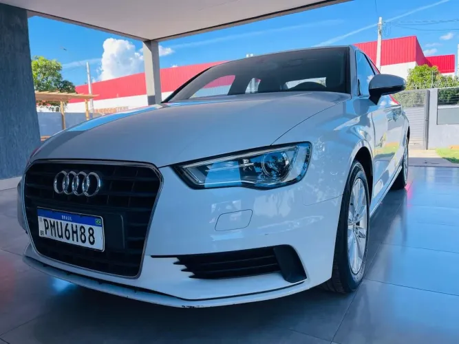 Audi A3 Sedan 1.4/ Attra. 16V TB FSI S-tronic 2015
