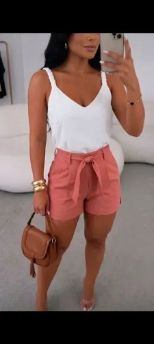 Camisetas com alças trançadas, tecido super leve e confortável, disponível em duas cores!!