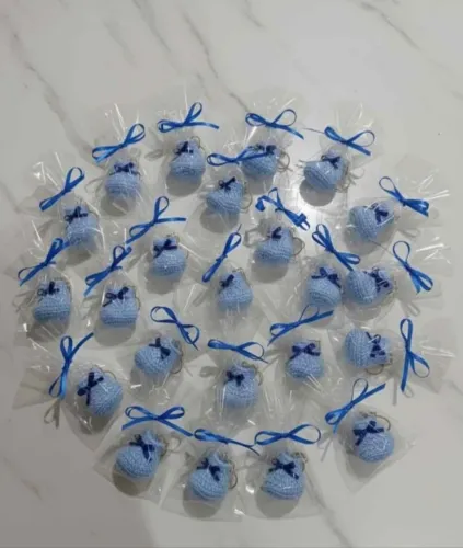 Chaveiro sapatinho de Crochê 20 unidades por R$50,00