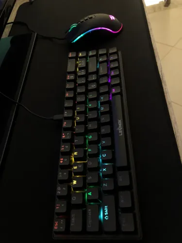 Combo imperdível!! Teclado mecânico e mouse Redragon Cobra m711