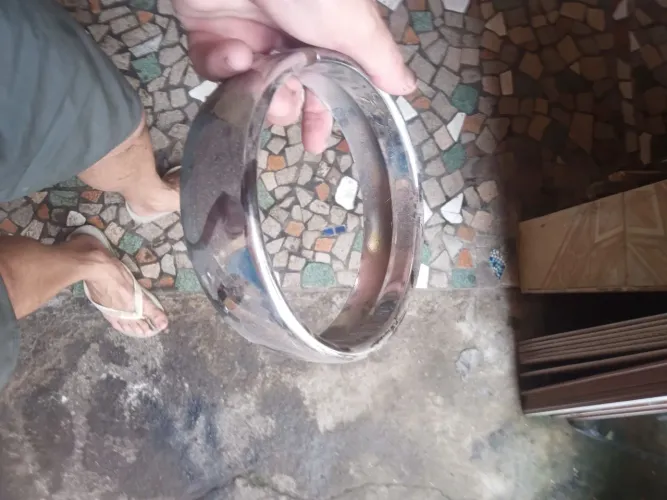 Aro mais largo para farol sportster 883