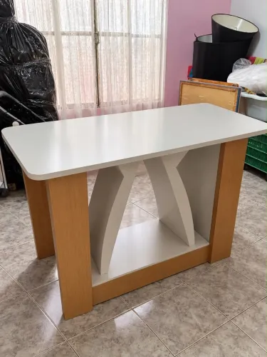 MESA DE JANTAR COM CADEIRAS