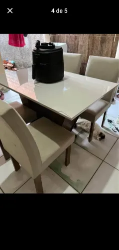 Mesa de jantar vidro 4 cadeiras