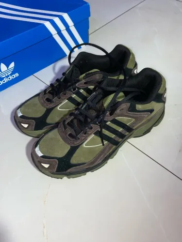 Tênis adidas response cl verde
