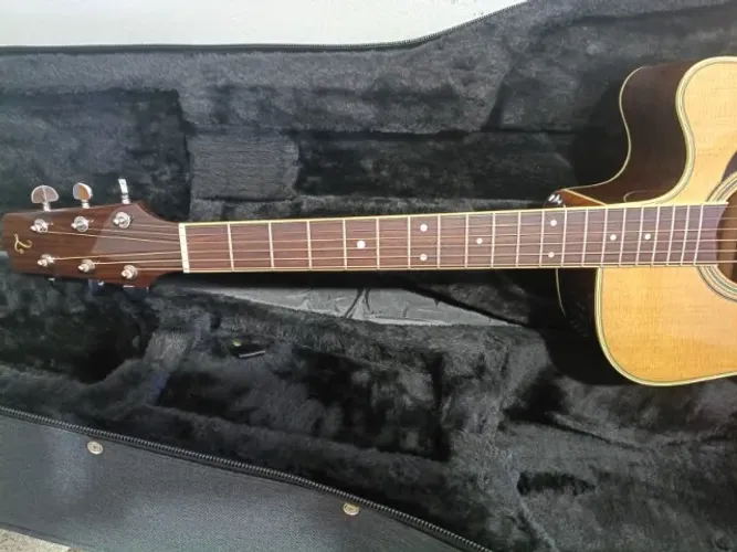 Takamine EF360tt