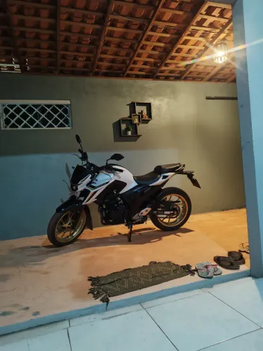Fazer 250