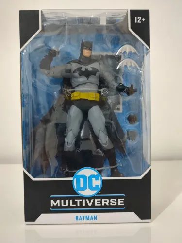 Batman Hush (Black & Grey) McFarlane Toys
