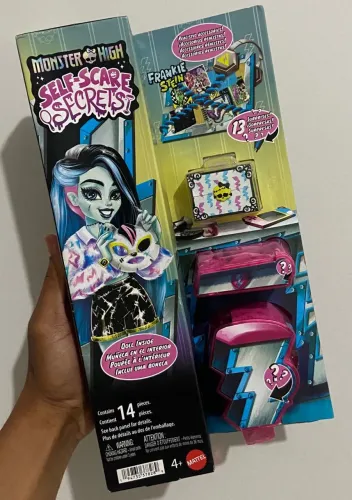 frankie self scare lacrada monster high