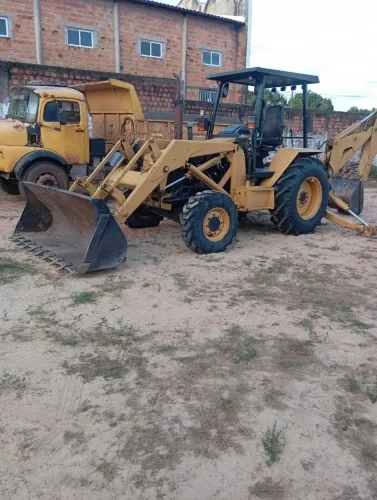 Retroescavadeira Maxxion 750 - Pronta para Trabalho | toda revisionada Ótimo Estado