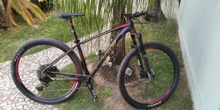 Bicicleta Oggi 7.5 muito nova