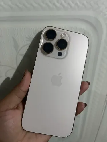 Vendo IPhone 16 Pro