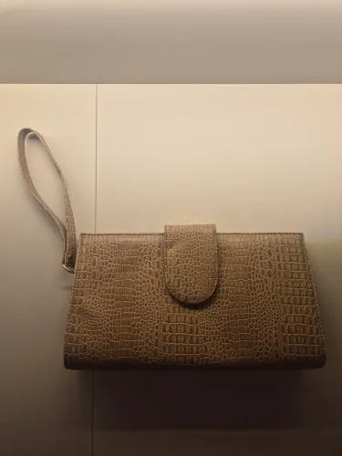 Bolsa de mão tipo cluch