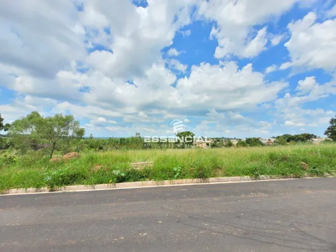 Terreno à venda, 250 m² por R$ 70.000,00 - Rubião Junior - Botucatu/SP