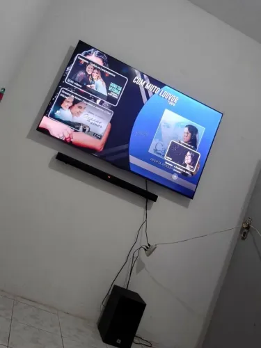 Tv p7l 65 polegadas 1 mês de uso com garantia de fábrica