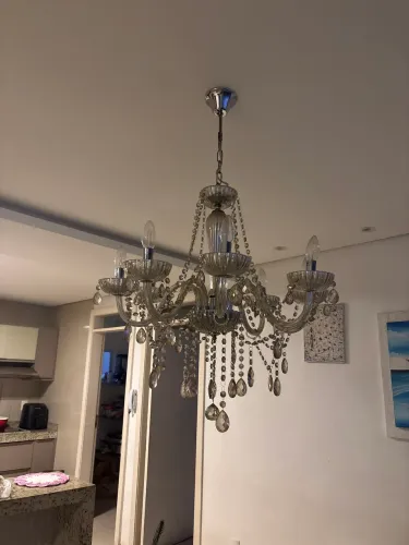 Vende-se lustre