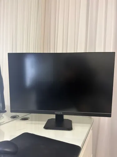 Monitor 27 QHD gigabyte 180hz