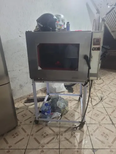 Forno e modeladora
