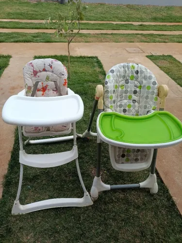 Vendo 2 cadeirinhas de Alimentação, ou separada cada uma por 130