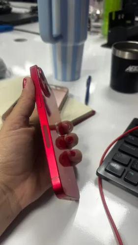 iPhone 14 - Excelente Estado | Pronto para Uso