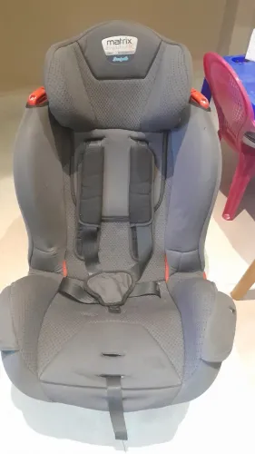 Cadeirinha de crianca