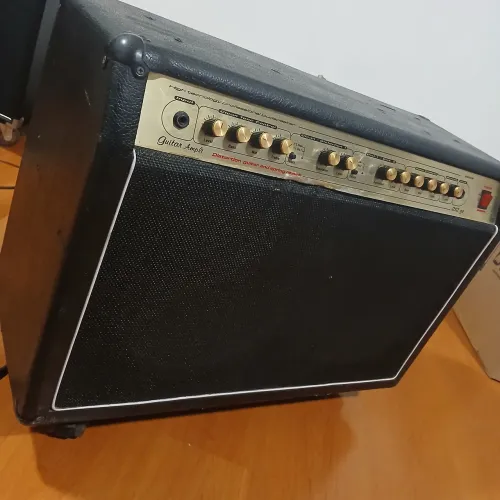 Amplificador Warm Music 212 GT 