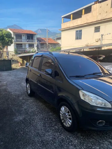 Fiat Idea Attractive 1.4 Fire Flex 8V 5P 2012