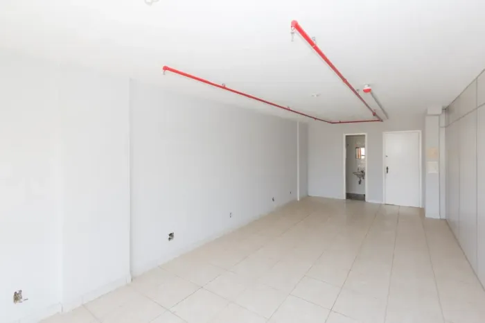 ALUGUEL DE SALA COMERCIAL NO ED. ASSIS CHATEUBRIAND DE FRENTE PARA A W3 SUL