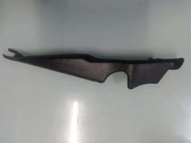 Acabamento Churrasqueira Esquerdo Renault Megane *0