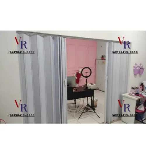 Porta Sanfonada PVC a pronta entrega. A PARTIR de R$ 145,00. Vários tamanhos.