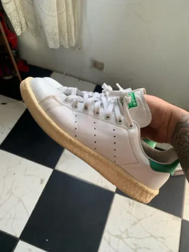 Tênis adidas 39