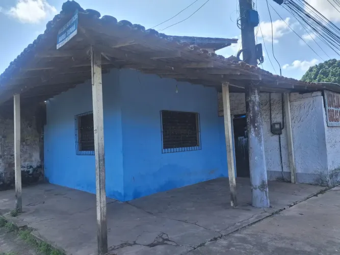 Vendo ponto na rua da PIÇARREIRA esquina r Hortênsia extensão da feira capacho